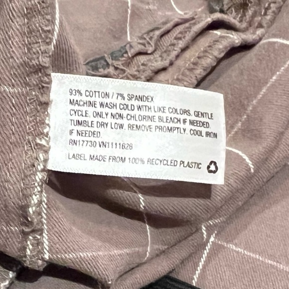 A New Day Bi Stretch Skinny Ankle Pants Mid Rise Beige Gray Brown Plaid Size 2 - Picture 4 of 9